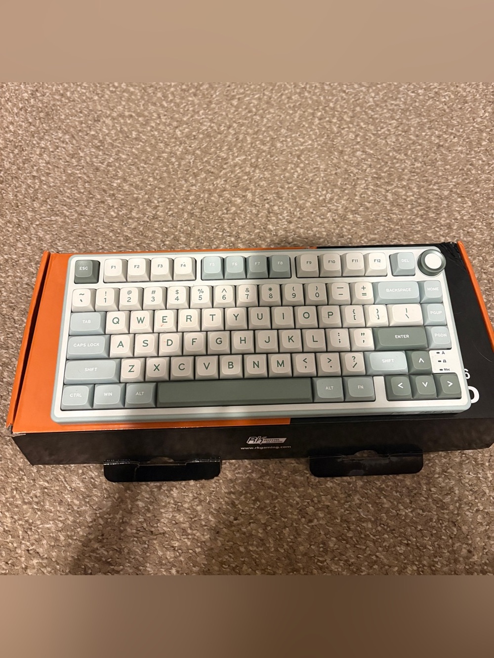 RK Royal Kludge Mechanical Keyboard Lab